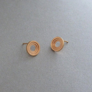 You added <b><u>Ceres Stud Earrings - Gold</u></b> to your cart.