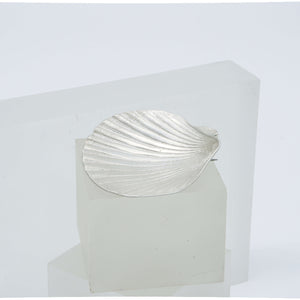 You added <b><u>Imprint Shell Brooch</u></b> to your cart.