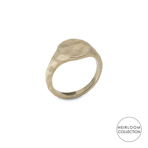 You added <b><u>Gold Signet Ring</u></b> to your cart.